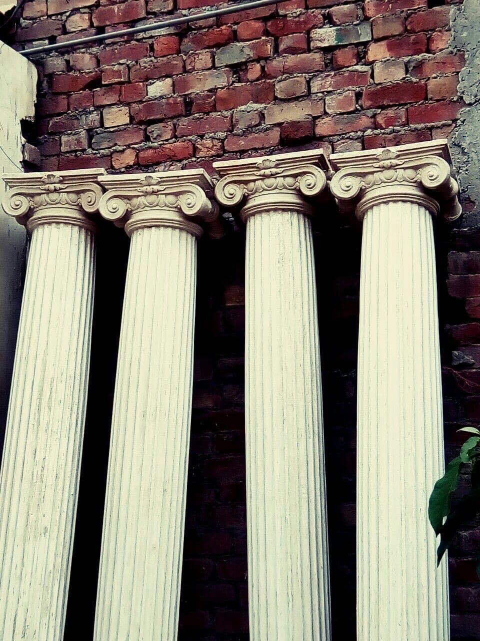 Classical columns and entrance: Mobile uploads