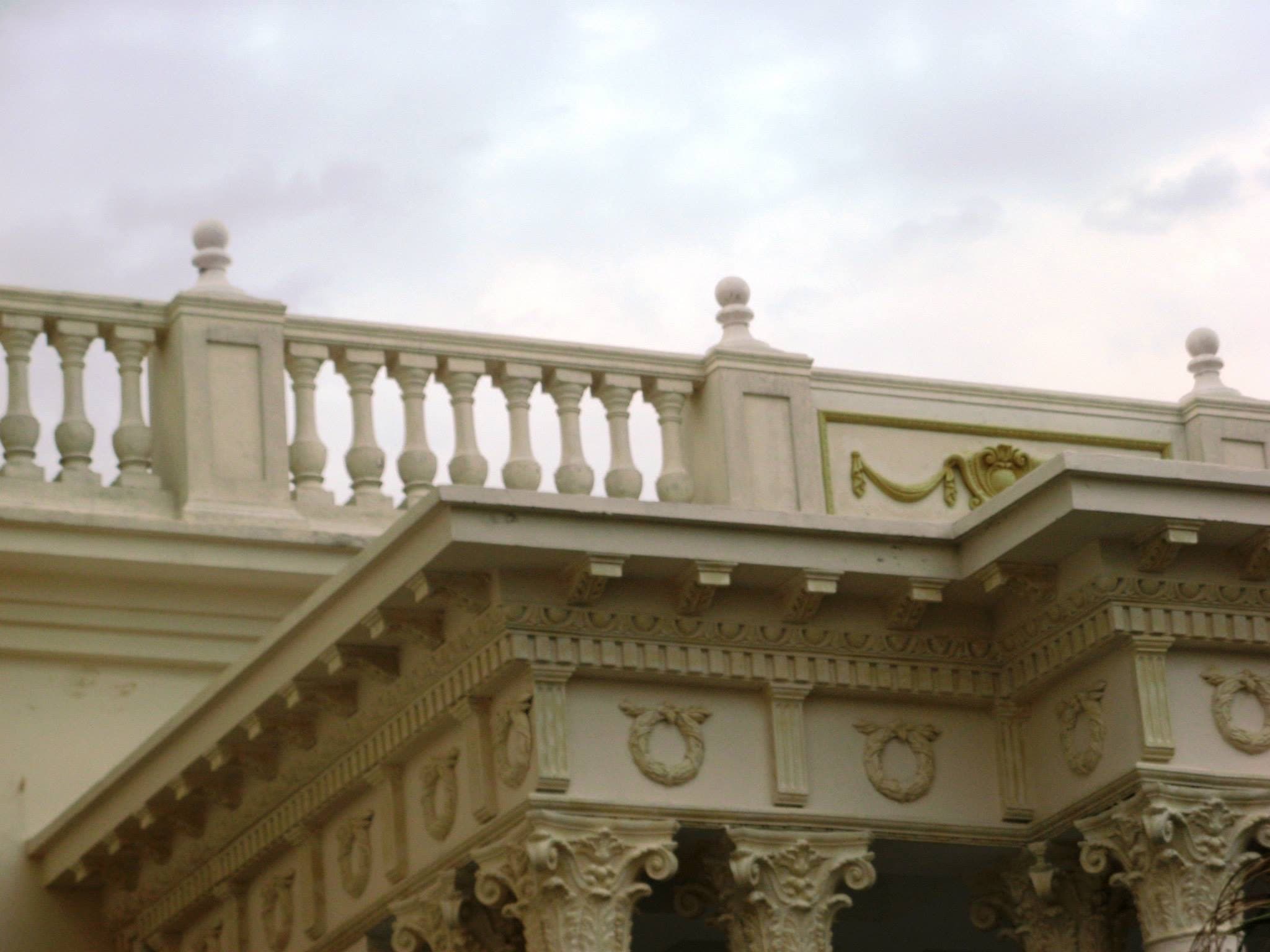Classical facade ornament