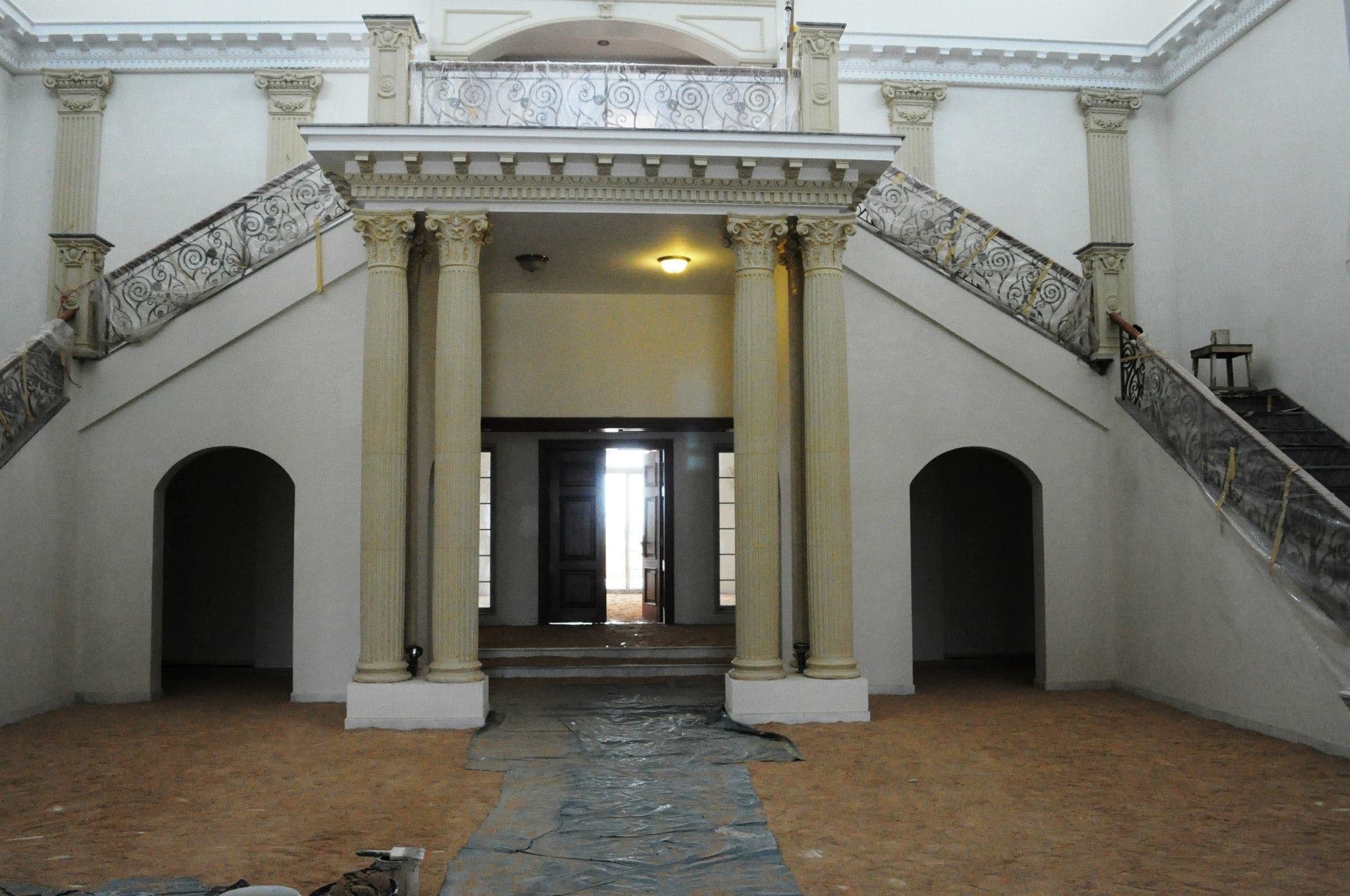 Classical facade ornament