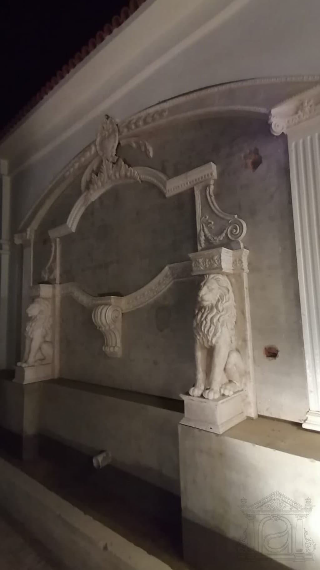Plaster interior ornament