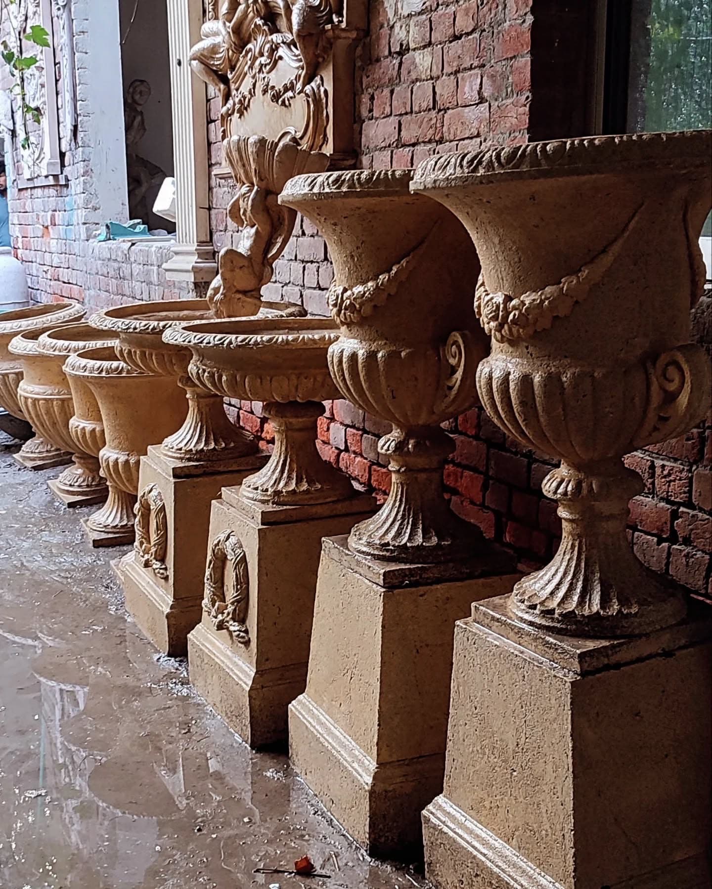 Classical urn planter: Leave no stone unturned